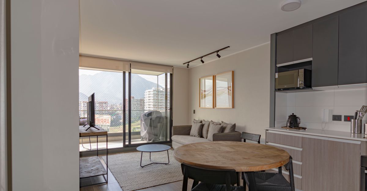Foreign Investors Bulk-Buy High-Value New-Build Homes