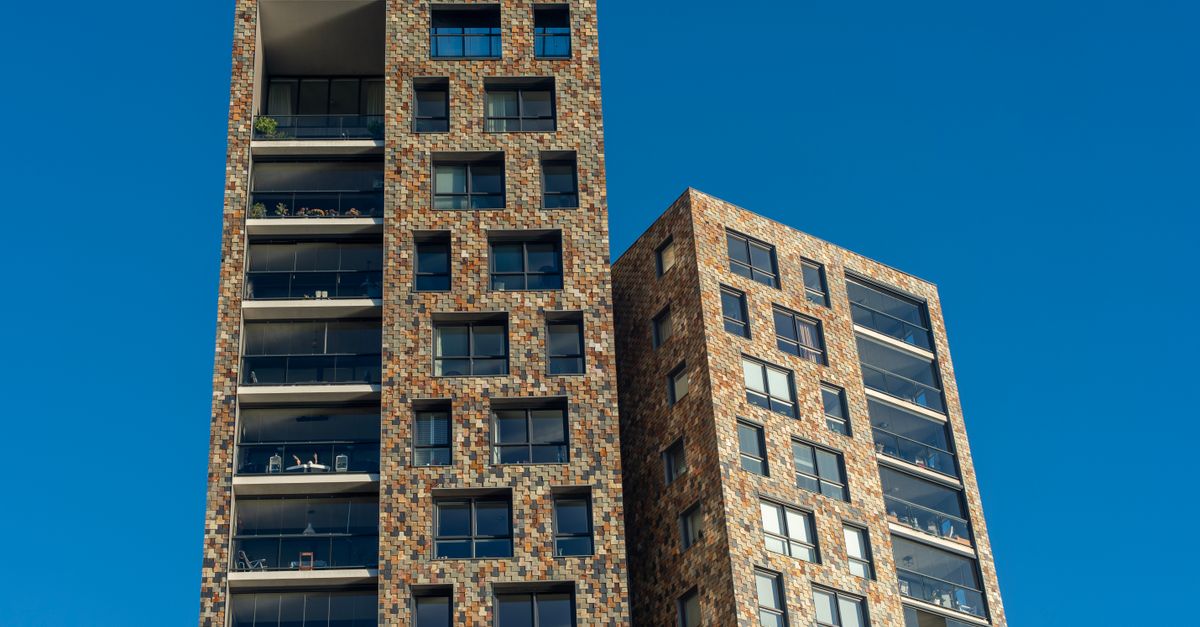 Flat values fall again, Zoopla data suggests