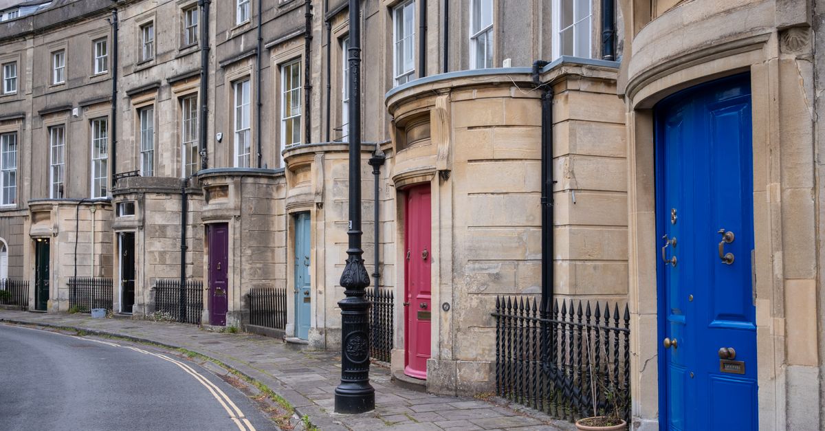 Spanish Investor Secures £1.2m Bridging Loan on Chelsea Buy-to-Let