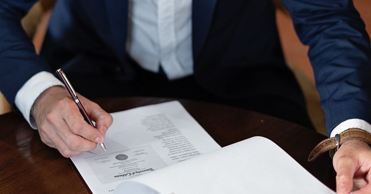 Ground 4A or sign early? Student landlords face a letting decision
